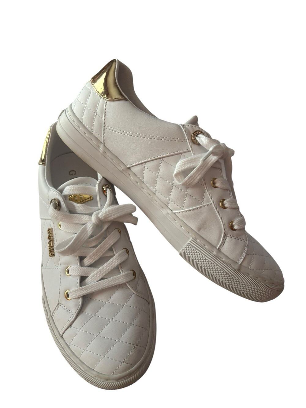 GUESS Women's Loven White Gold Sneaker Size 10M Diamond Quilted Stitching